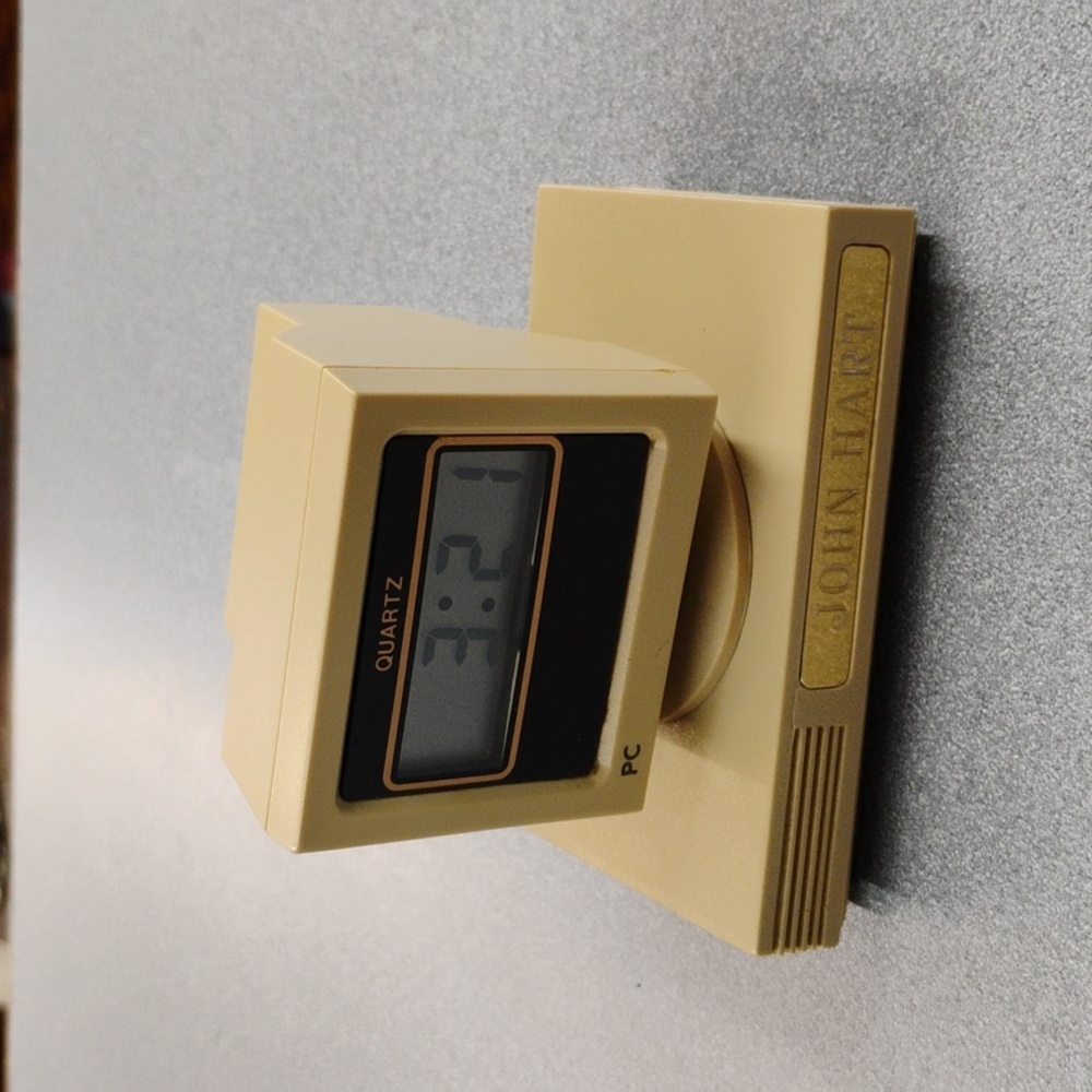Vintage PC Digital Clock